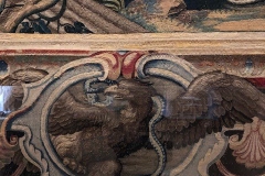 160