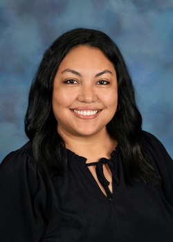 Nicole Leal Portrait